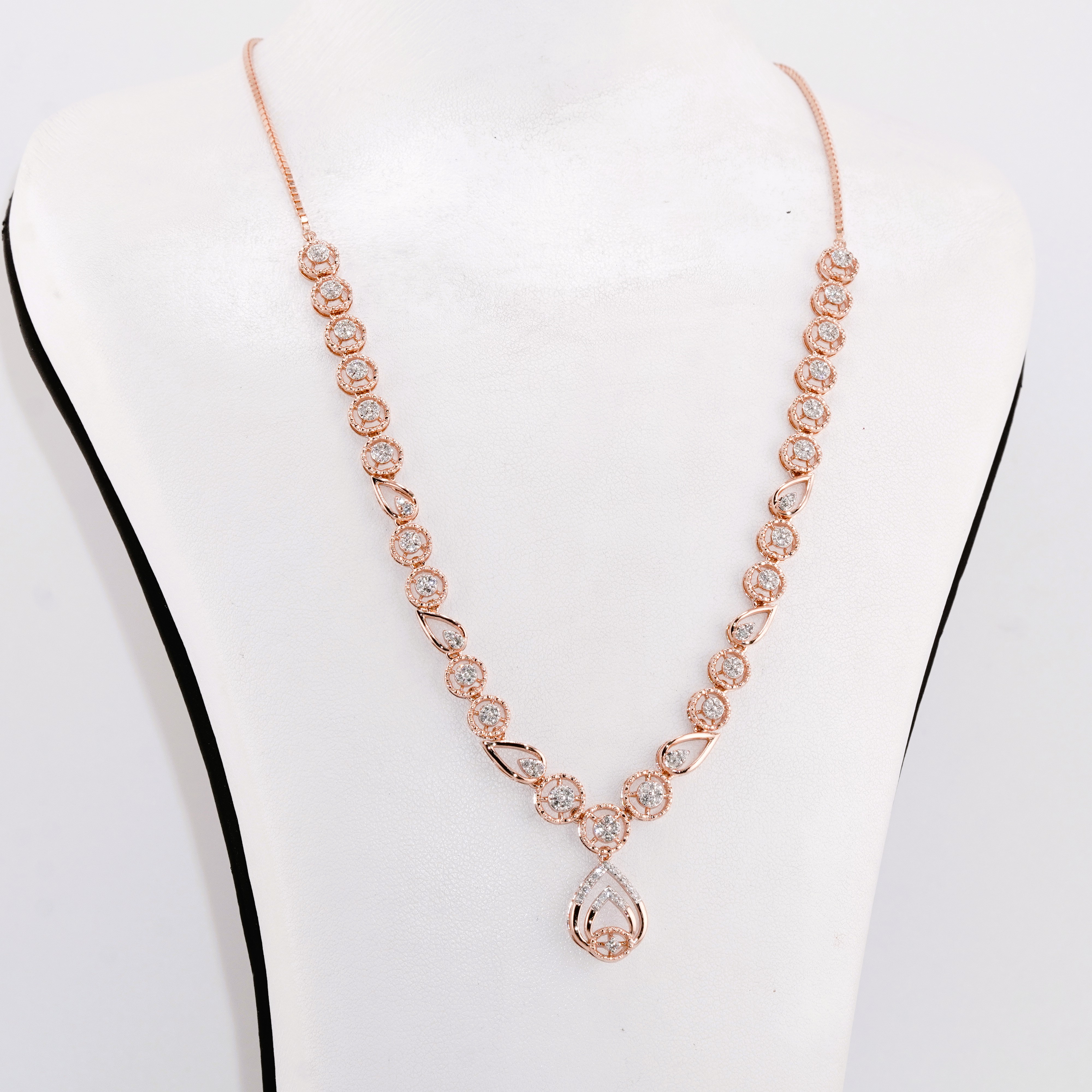 Avarna Diamond Necklace